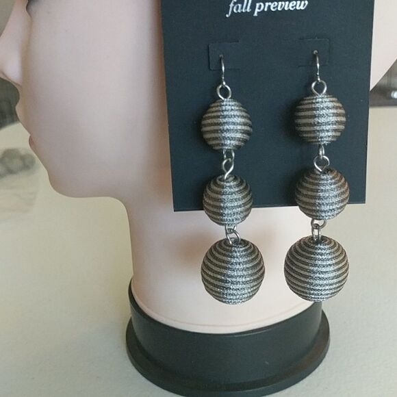 New Baublebar Drop Earrings (G1) - Picture 3 of 3